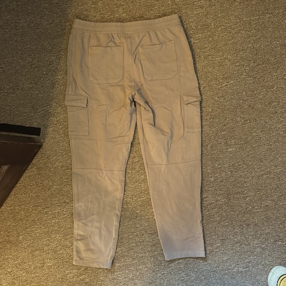 Women's Patagonia khaki joggers - Picture 4 of 4